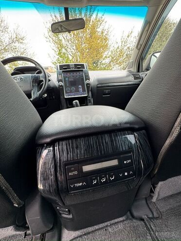 Toyota Land Cruiser Prado 2011, 122,000 km - 2.7 l - Bakı