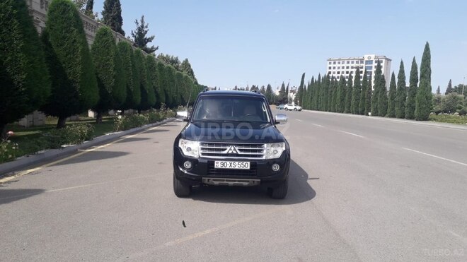 Mitsubishi Pajero 2010, 180,000 km - 3.5 l - Gəncə