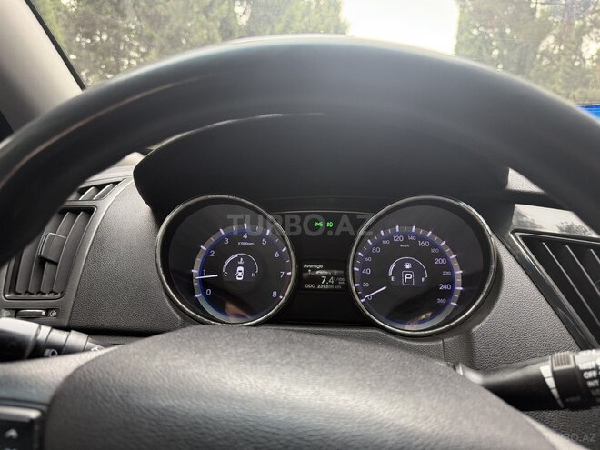 Hyundai Sonata 2010, 240,000 km - 2.0 л - Salyan