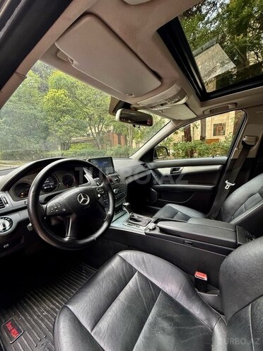 Mercedes C 300-16