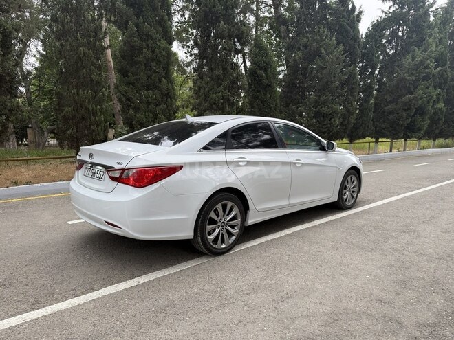 Hyundai Sonata 2010, 240,000 km - 2.0 л - Salyan
