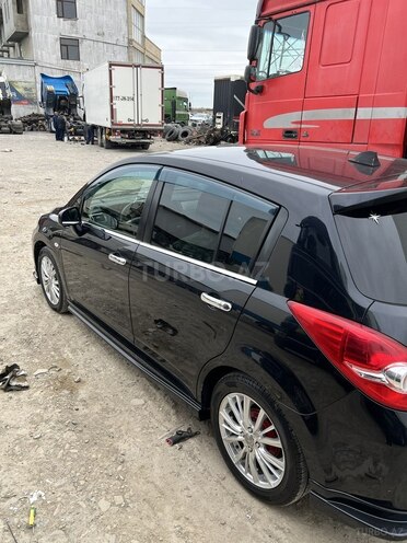 Nissan Tiida 2011, 125,000 km - 1.5 l - Bakı