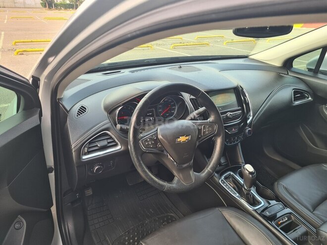 Chevrolet Cruze-2