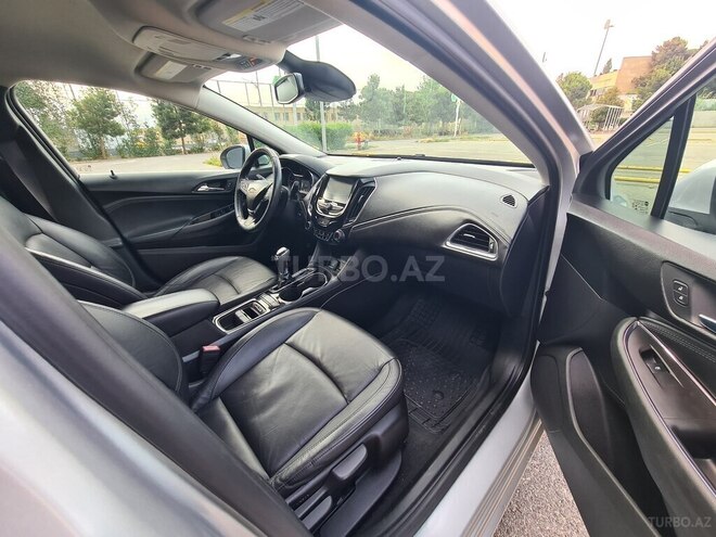 Chevrolet Cruze-4