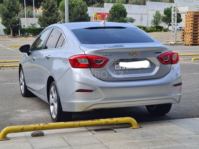 Chevrolet Cruze-14
