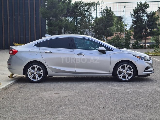 Chevrolet Cruze-21