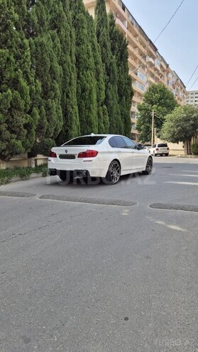BMW 528 2011, 285,000 km - 2.0 л - Bakı