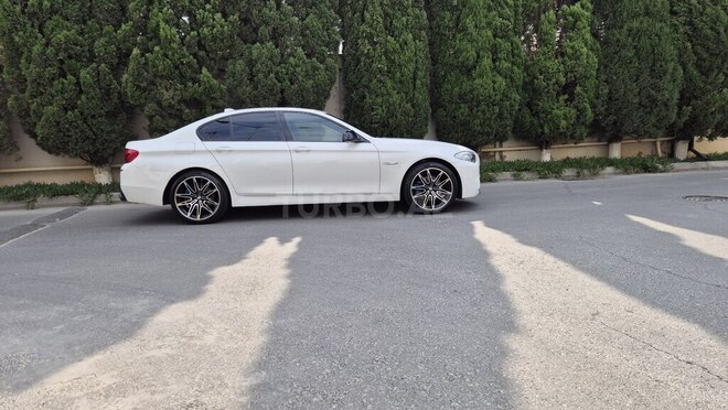 BMW 528 2011, 285,000 km - 2.0 л - Bakı