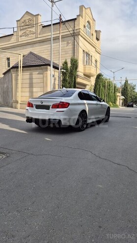 BMW 528 2011, 285,000 km - 2.0 л - Bakı