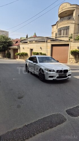BMW 528 2011, 285,000 km - 2.0 л - Bakı