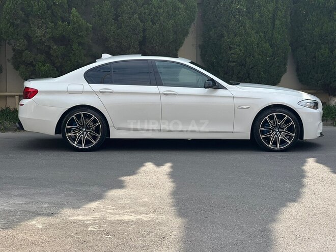 BMW 528 2011, 285,000 km - 2.0 л - Bakı