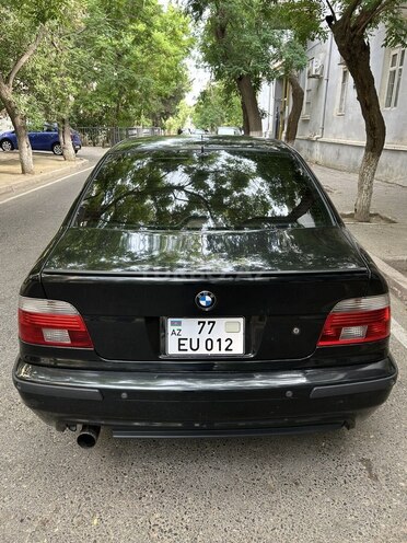 BMW 525 2001, 312,000 km - 2.5 л - Bakı