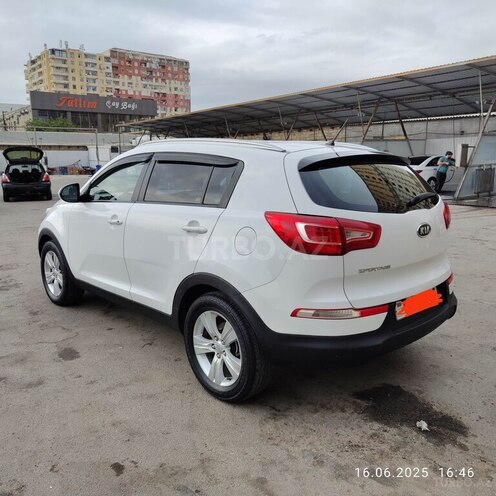Kia Sportage 2010, 215,000 km - 2.0 l - Bakı