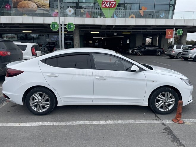 Hyundai Elantra 2019, 165,000 km - 1.6 l - Bakı
