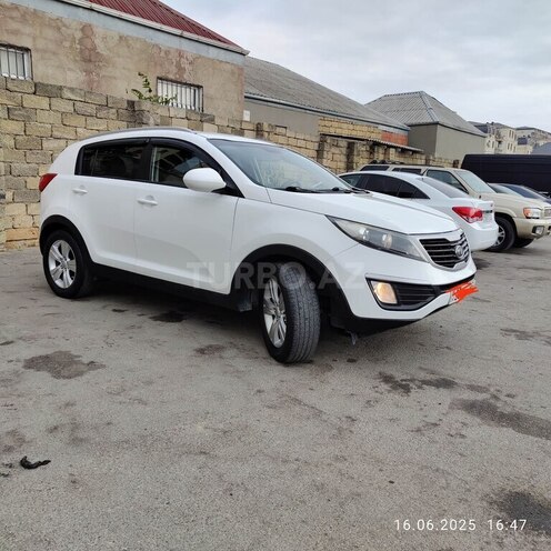 Kia Sportage 2010, 215,000 km - 2.0 l - Bakı