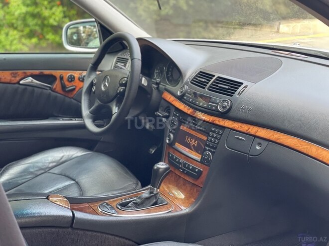 Mercedes E 320 2004, 350,000 km - 3.2 l - Bakı