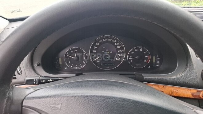 Mercedes E 240 2004, 244,000 km - 2.6 l - Gəncə