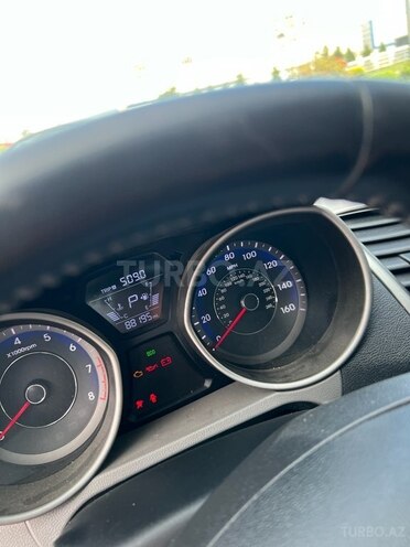 Hyundai Elantra 2015, 140,000 km - 1.8 l - Bakı