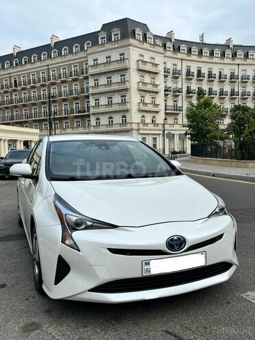 Toyota Prius-1