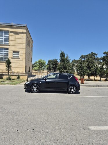 Hyundai i30 2010, 245,098 km - 1.4 l - Bakı