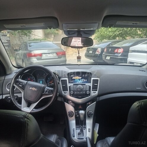 Chevrolet Cruze-5
