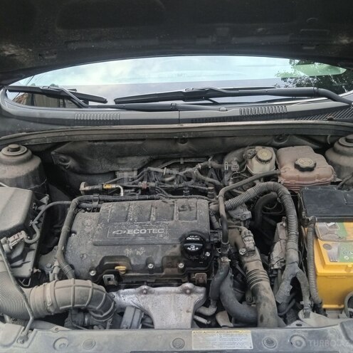 Chevrolet Cruze-6