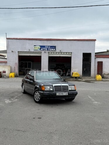 Mercedes E 200 1993, 412,563 km - 2.0 l - Quba
