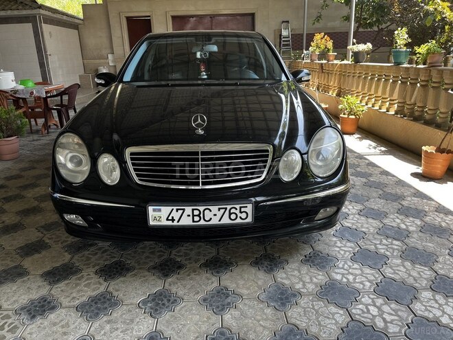 Mercedes E 240 2003, 293,235 km - 2.6 л - Neftçala