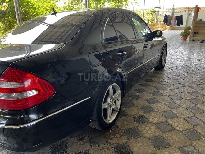 Mercedes E 240 2003, 293,235 km - 2.6 л - Neftçala