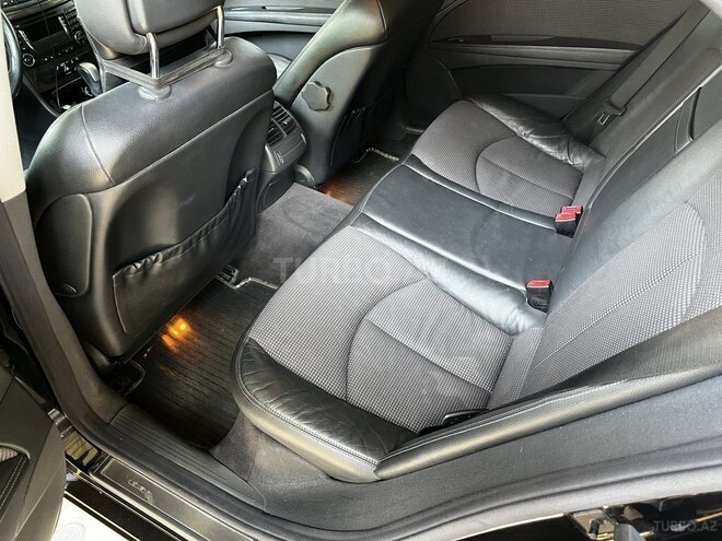 Mercedes E 240 2003, 293,235 km - 2.6 л - Neftçala