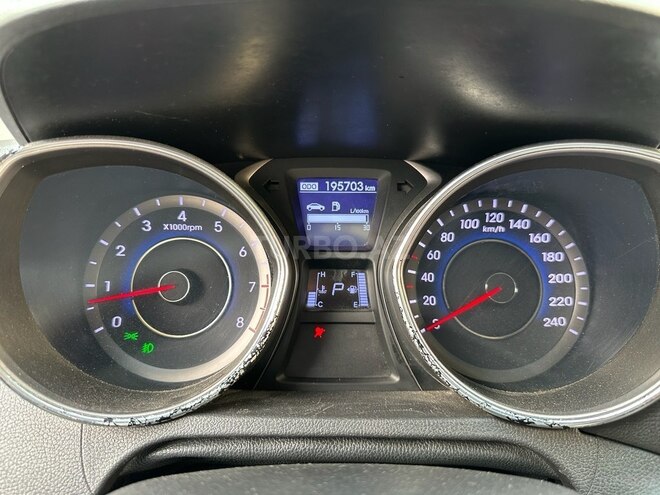 Hyundai Elantra 2013, 195,000 km - 1.8 l - Bakı