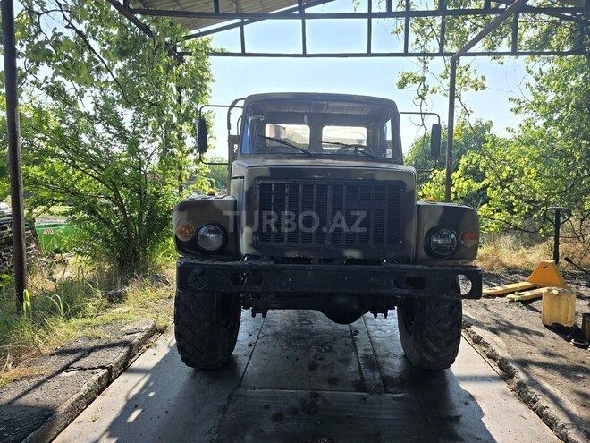 GAZ 3308 2003, 330,000 km - 4.3 l - Zaqatala