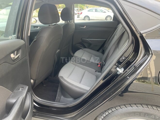 Hyundai Accent 2018, 82,300 km - 1.6 л - Bakı