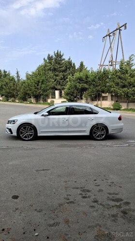 Volkswagen Passat (North America) 2016, 205,000 km - 1.8 л - Bakı