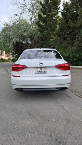 Volkswagen Passat (North America) 2016, 205,000 km - 1.8 л - Bakı