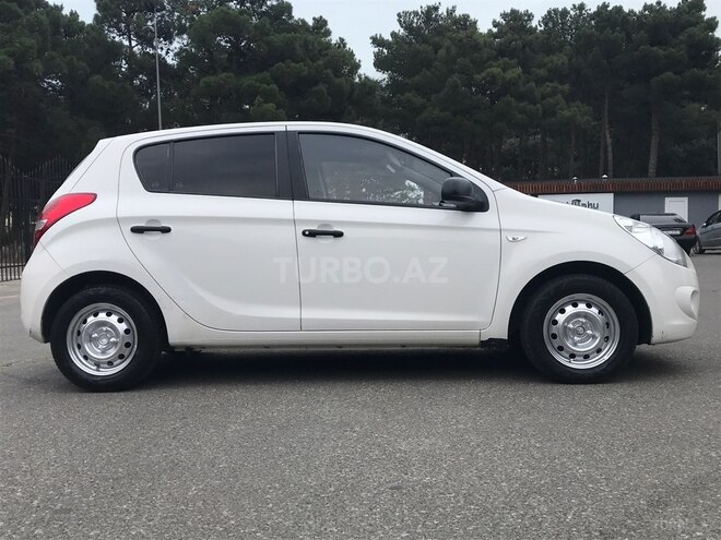 Hyundai i20 2011, 352,210 km - 1.4 l - Sumqayıt