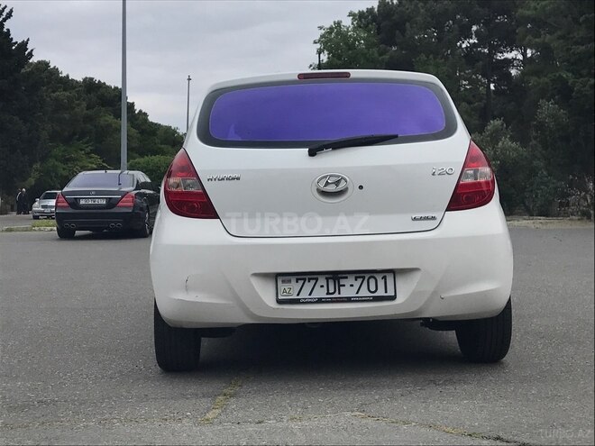 Hyundai i20 2011, 352,210 km - 1.4 l - Sumqayıt