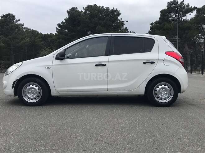 Hyundai i20 2011, 352,210 km - 1.4 l - Sumqayıt