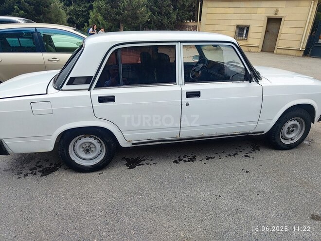 LADA (VAZ) 2107 2003, 82,000 km - 1.6 л - Bakı