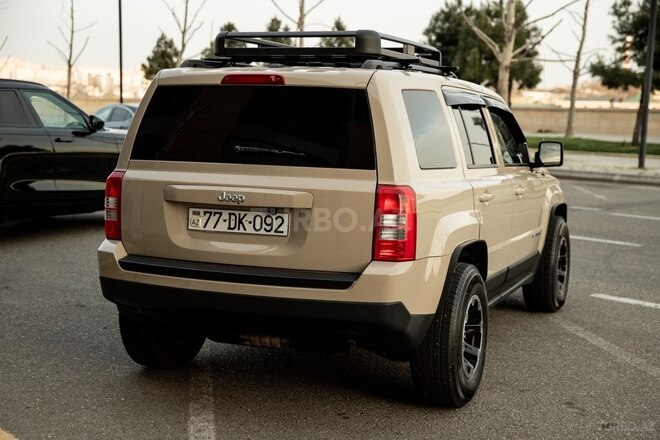 Jeep Patriot 2017, 125,529 km - 2.0 l - Bakı