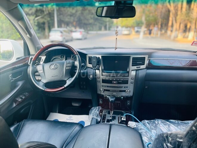 Lexus LX 570 2013, 255,000 km - 5.7 l - Bakı