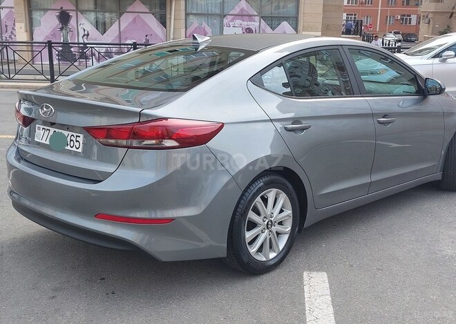 Hyundai Elantra 2017, 140,000 km - 2.0 l - Bakı