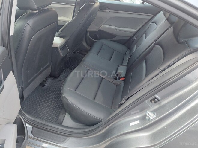 Hyundai Elantra 2017, 140,000 km - 2.0 l - Bakı