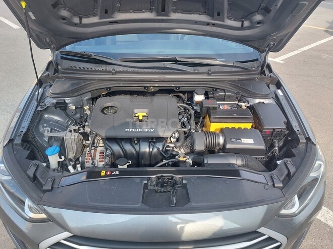 Hyundai Elantra 2017, 140,000 km - 2.0 l - Bakı