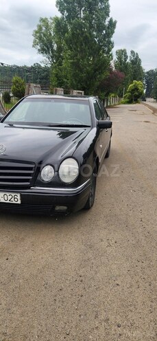 Mercedes E 240 1999, 152,000 km - 2.4 l - Lənkəran