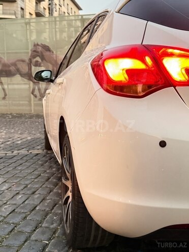 Opel Astra 2010, 137,000 km - 1.4 l - Bakı