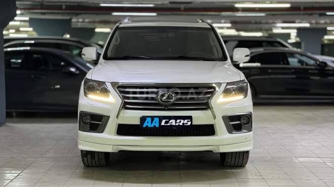 Lexus LX 570-1