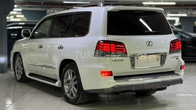 Lexus LX 570-4