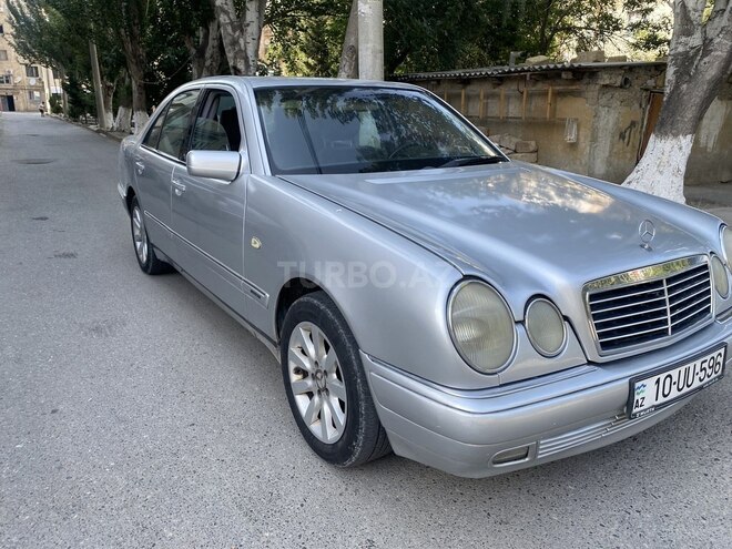 Mercedes E 240 1999, 241,041 km - 2.4 l - Sumqayıt