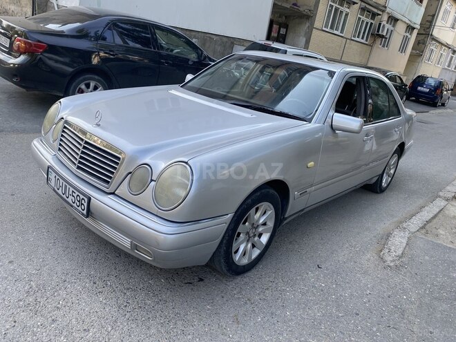 Mercedes E 240 1999, 241,041 km - 2.4 l - Sumqayıt